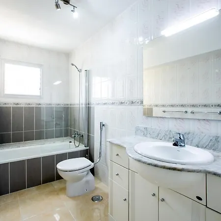 Fabulous New 2 Bedroom Apartment In Costa Adeje Exterior photo