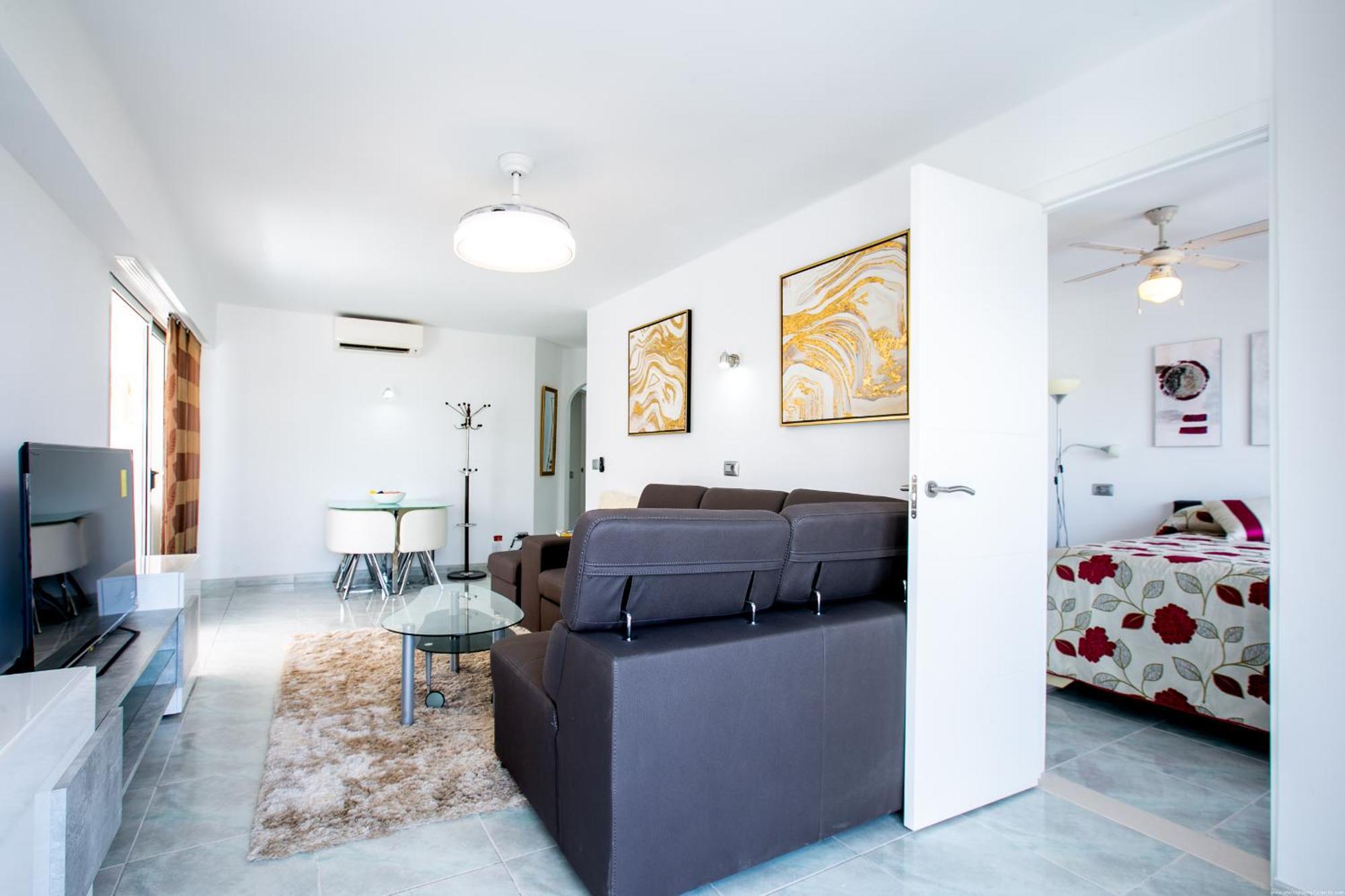 Apartment Fabulous New 2 Bedroom In