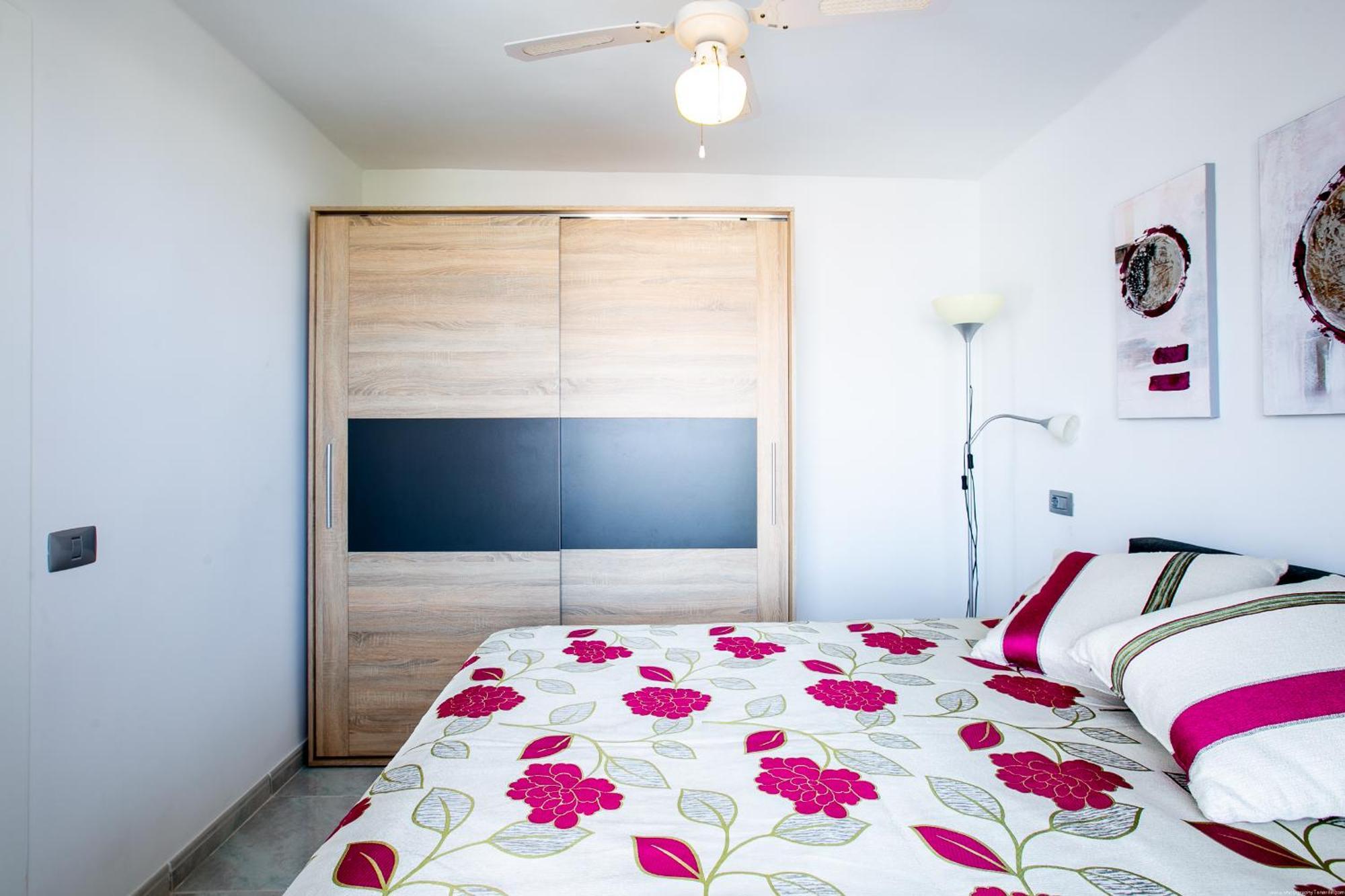 Fabulous New 2 Bedroom In * Costa Adeje (Tenerife)